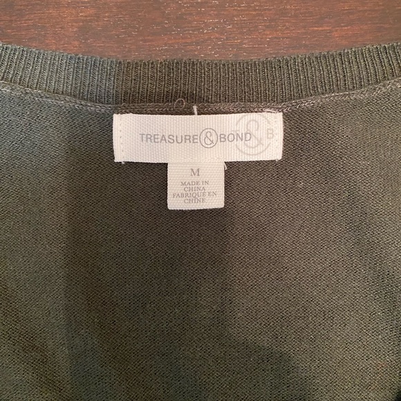 Treasure & Bond, Olive Green sweater with tied bell sleeves.  Size M - Picture 3 of 4